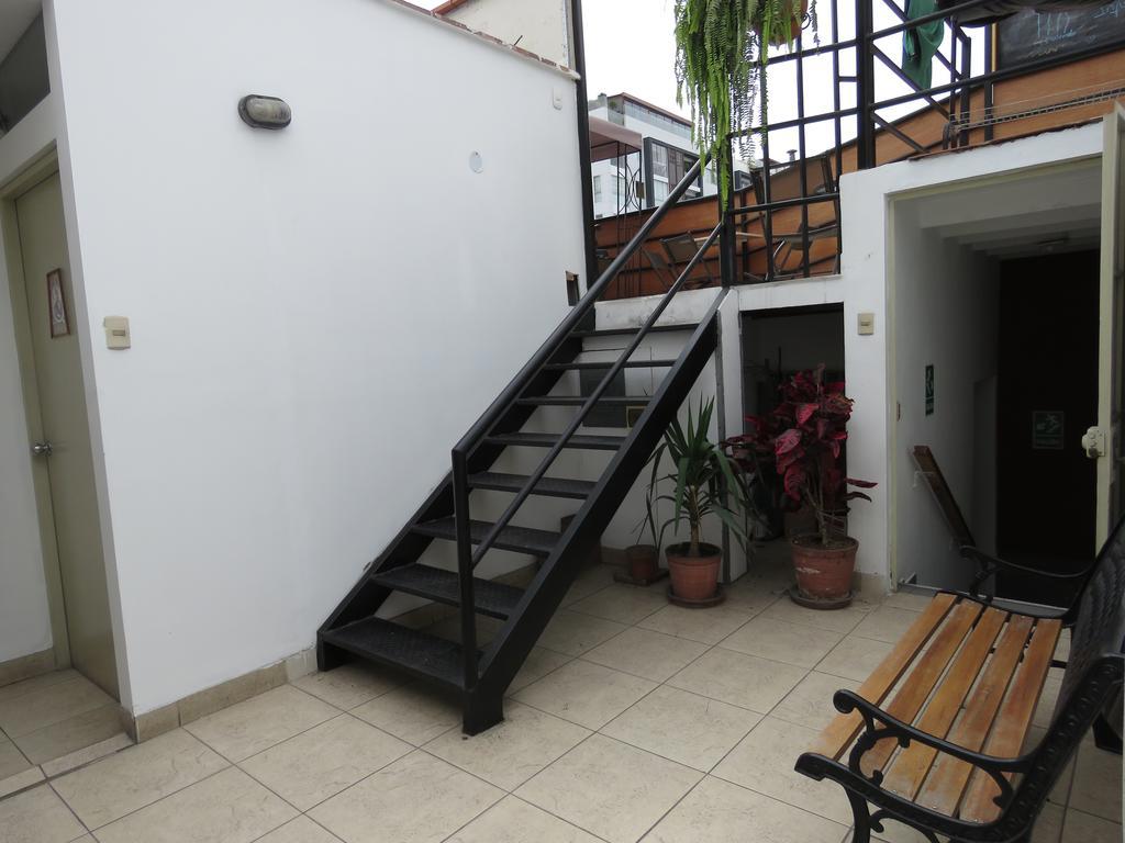 Casa Hualpa Hostel Lima Exterior photo